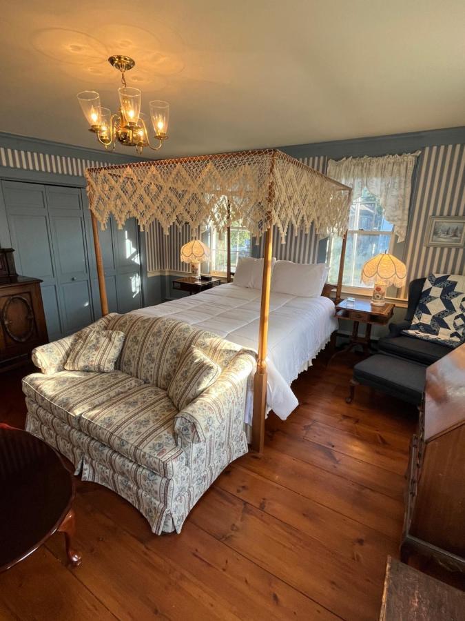 Chester Inn Bagian luar foto
