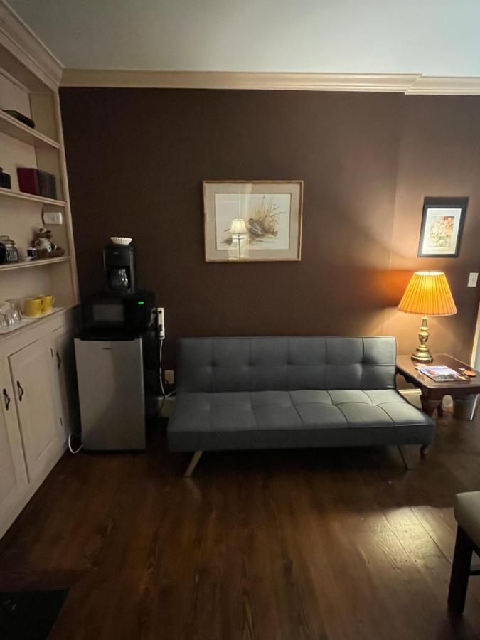 Chester Inn Bagian luar foto