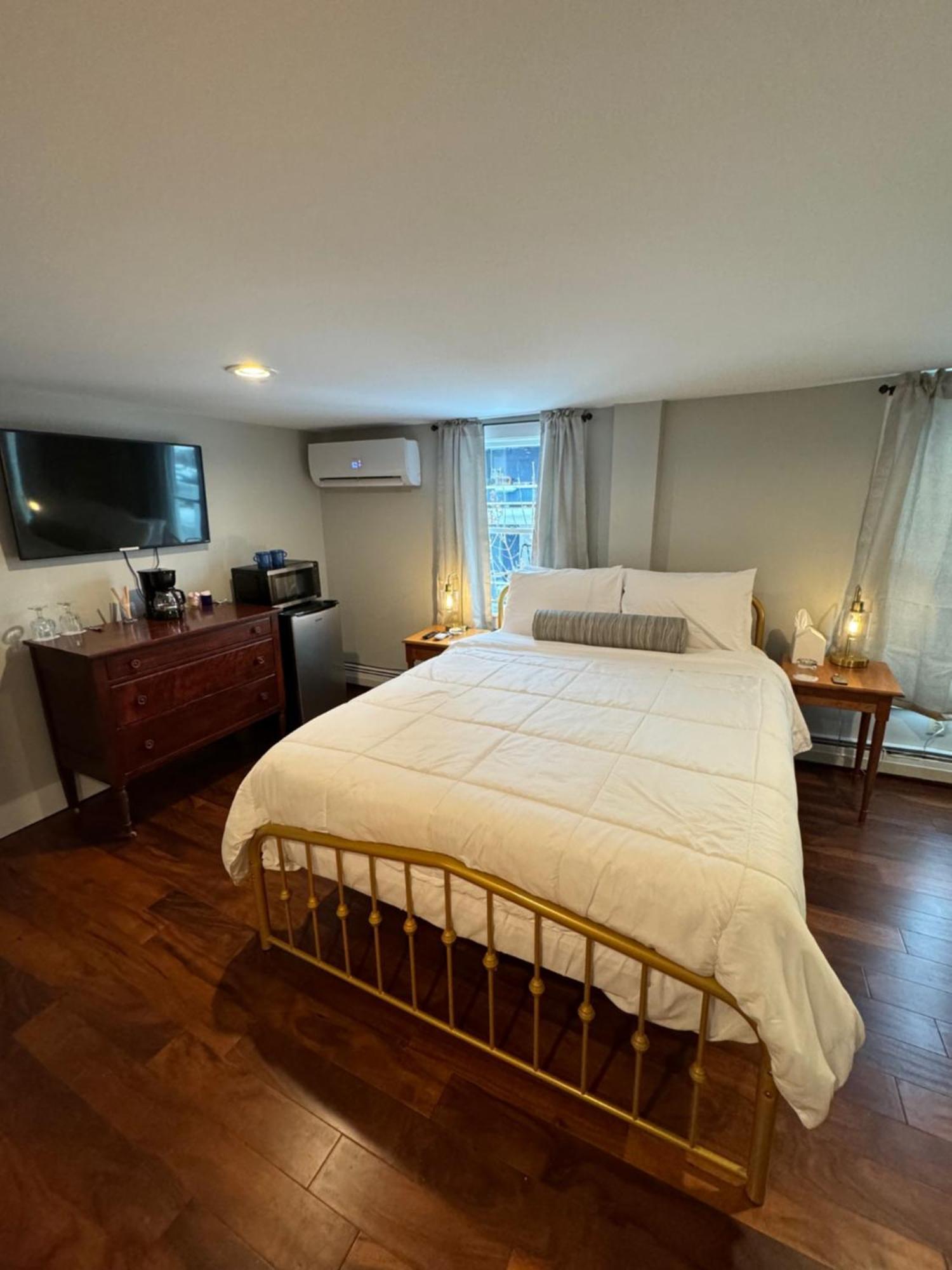 Chester Inn Bagian luar foto
